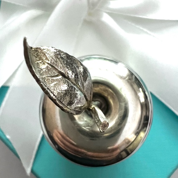 Vintage Tiffany & Co. apple trinket jewelry pill box lidded - Picture 5 of 16